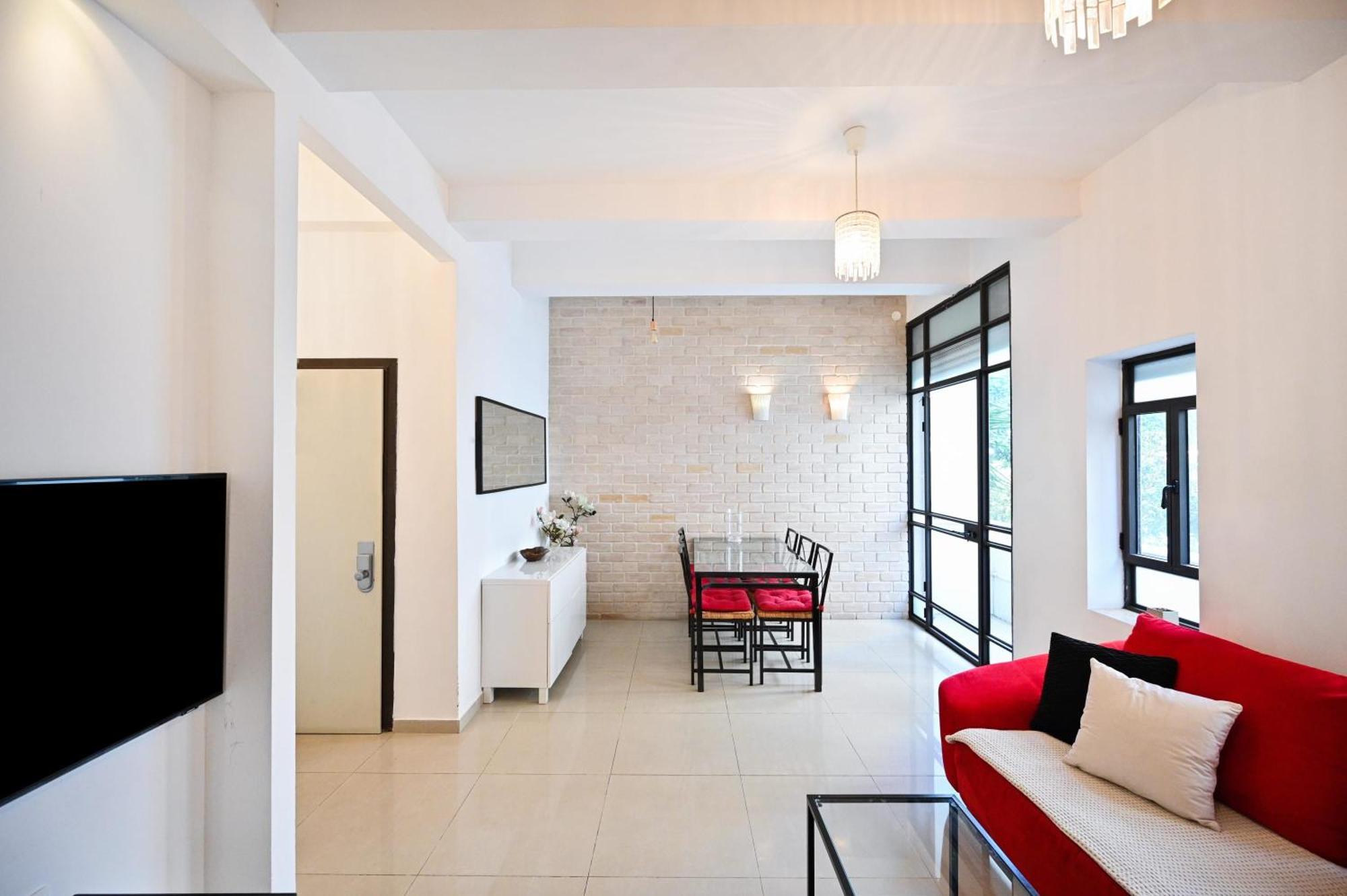 Nice 2Br Near Gordon Beach By Holyguest Tel Aviv Exterior photo